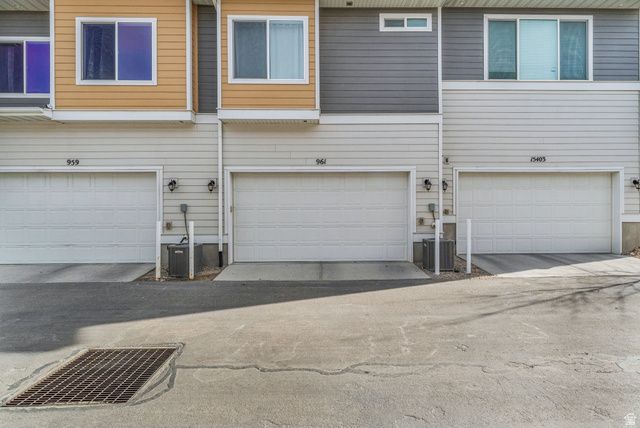 961 W CYAN VALLEY WAY, Bluffdale, UT 84065