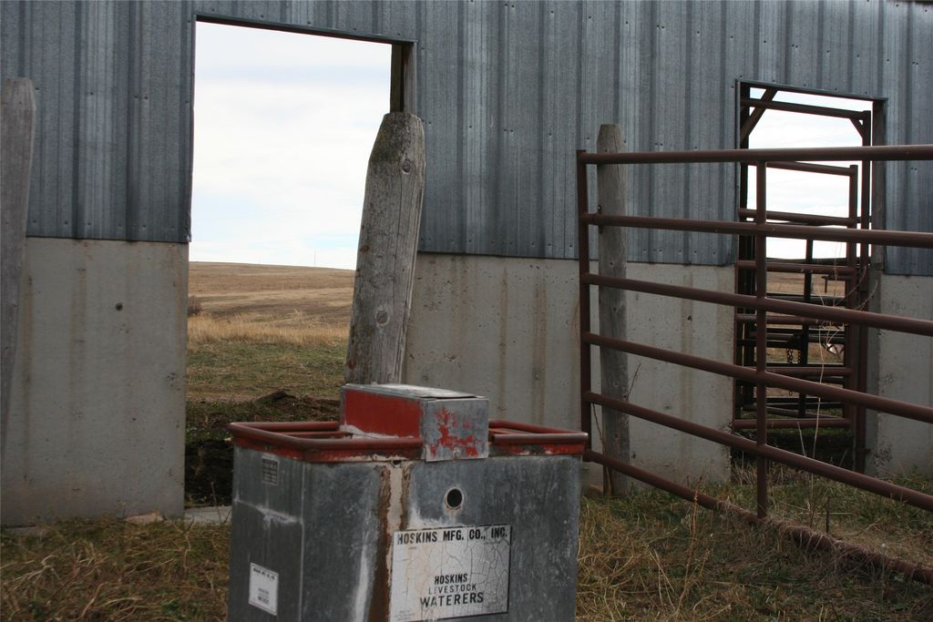 981 Cora Creek Road, Raynesford, MT 59469 photo 21