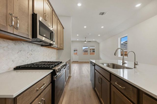112 Lions Tail CV, San Marcos, TX 78666