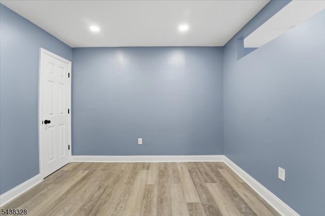 816 W Grand St 3B, Elizabeth City, NJ 07202