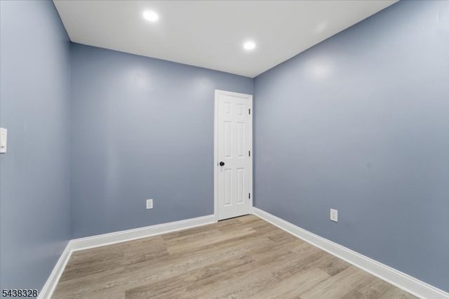 816 W Grand St 3B, Elizabeth City, NJ 07202