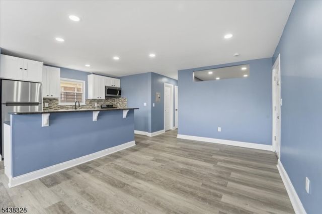 816 W Grand St 3B, Elizabeth City, NJ 07202