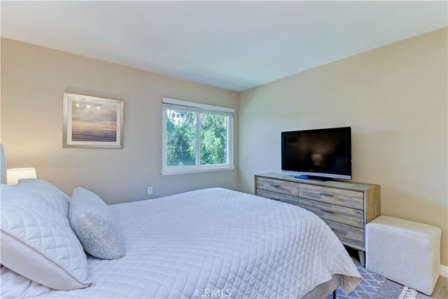 56 Calle Cadiz S, Laguna Woods, CA 92637