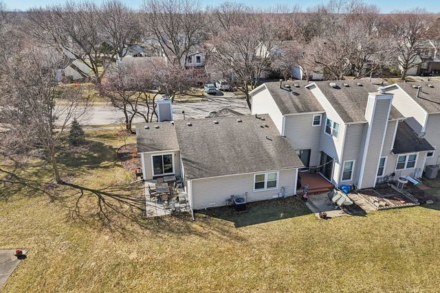 1063 Stonehedge Drive, Schaumburg, IL 60194