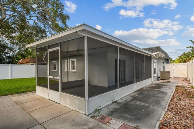 12257 ELDON DRIVE, Largo, FL 33774