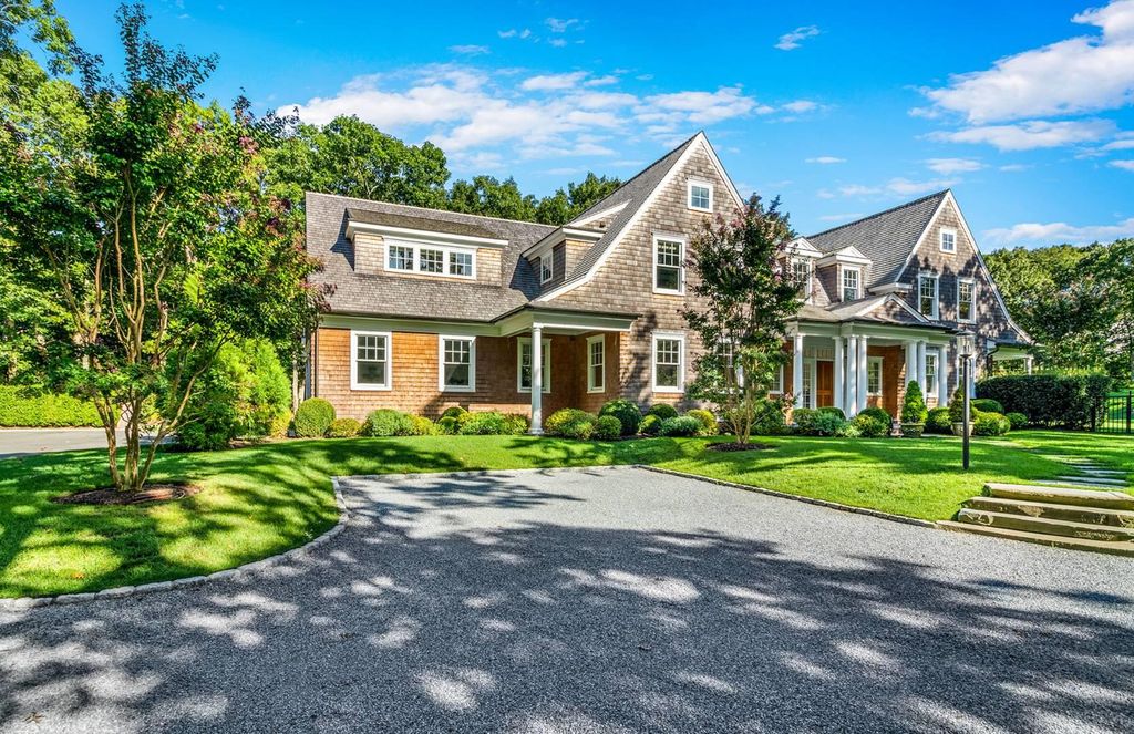 2 Hannahs, Southampton, NY 11968