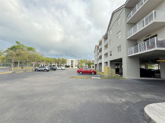 8260 SW 210th Street 315, Cutler Bay, FL 33189