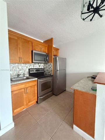 8260 SW 210th Street 315, Cutler Bay, FL 33189