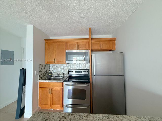 8260 SW 210th Street 315, Cutler Bay, FL 33189