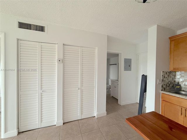 8260 SW 210th Street 315, Cutler Bay, FL 33189