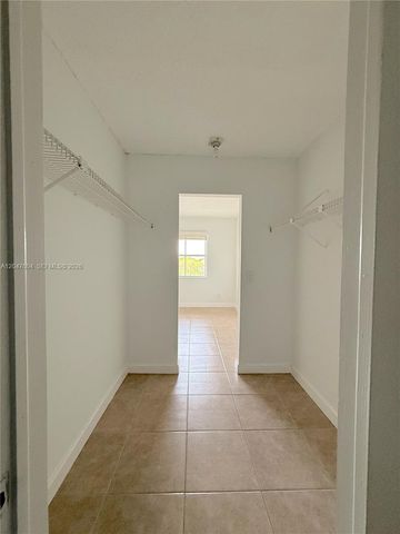 8260 SW 210th Street 315, Cutler Bay, FL 33189