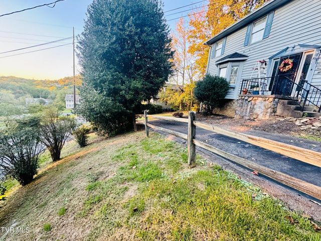 3205 Nola Lane, Kingsport, TN 37664
