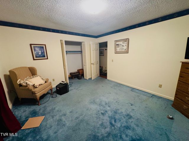 3205 Nola Lane, Kingsport, TN 37664