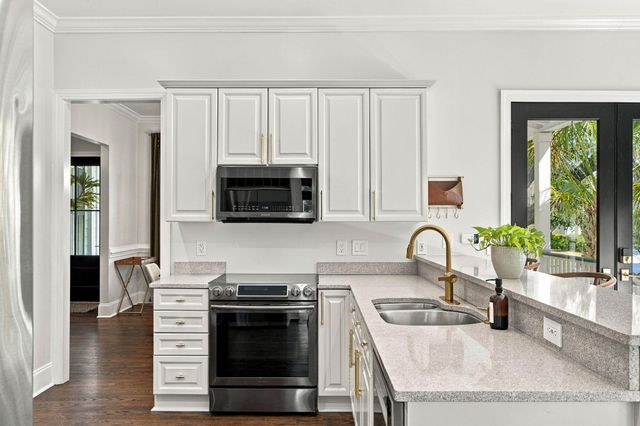 400 Tidal Reef Circle, Mount Pleasant, SC 29464