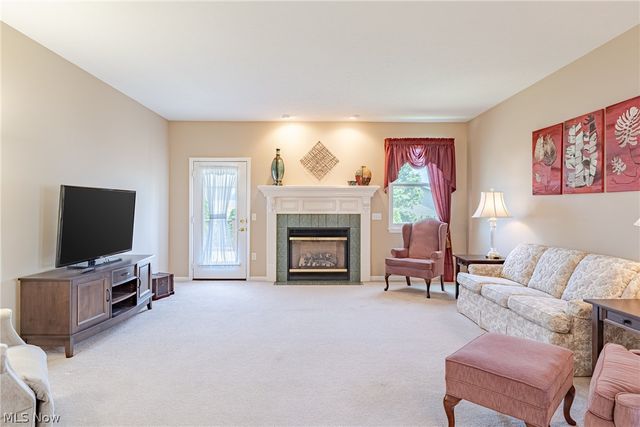 10384 Rock Ledge Way, North Royalton, OH 44133