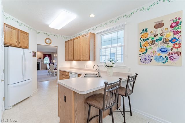 10384 Rock Ledge Way, North Royalton, OH 44133