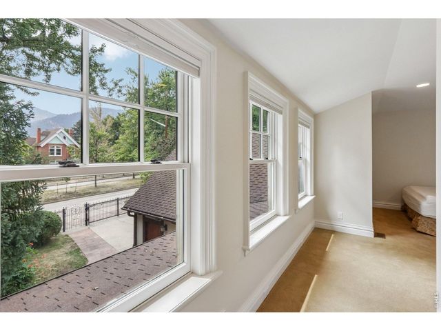 2409 5th St, Boulder, CO 80304