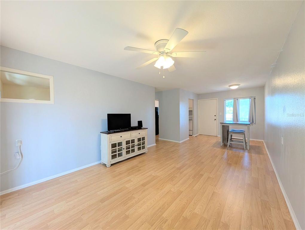 Image 10 of property listing at 1540 PLEASANT ROAD G35, Bradenton, FL 34207