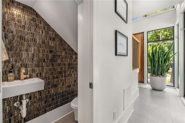 819 Belgrade NE Avenue, Atlanta, GA 30306