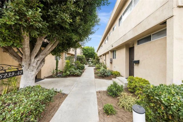 6247 Morse Avenue, North Hollywood, CA 91606