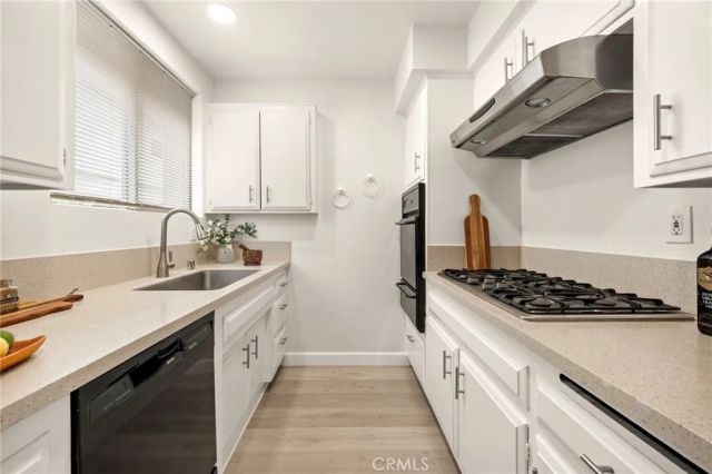 6247 Morse Avenue, North Hollywood, CA 91606