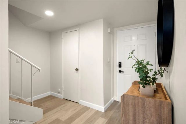 6247 Morse Avenue, North Hollywood, CA 91606