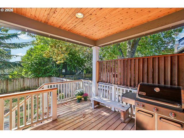 1634 Se SPOKANE St, Portland, OR 97202