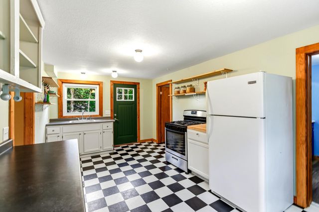 501 3rd Street W, Hastings, MN 55033
