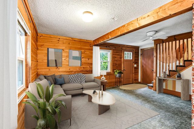 501 3rd Street W, Hastings, MN 55033