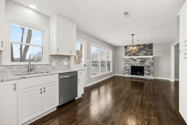 12301 E 233rd Street, Peculiar, MO 64078