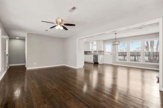 12301 E 233rd Street, Peculiar, MO 64078