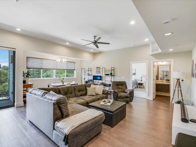 604 N Bluff DR 101, Austin, TX 78745