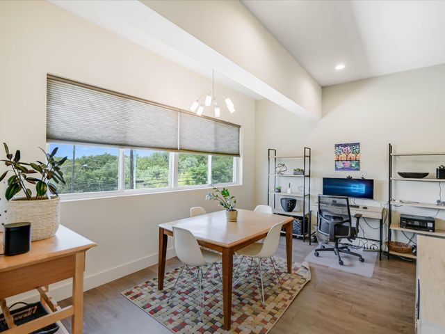 604 N Bluff DR 101, Austin, TX 78745