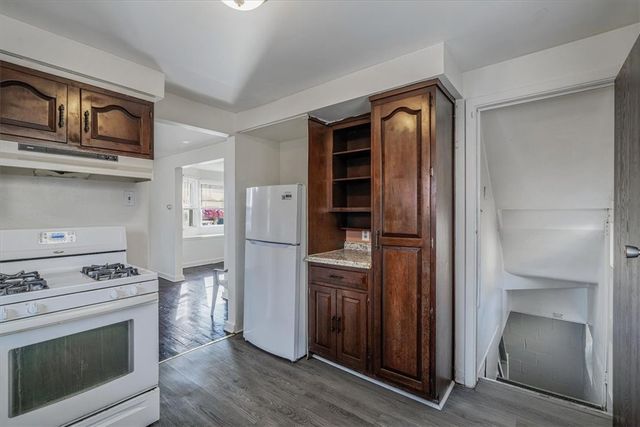 609 Thompson Avenue, Clairton, PA 15025