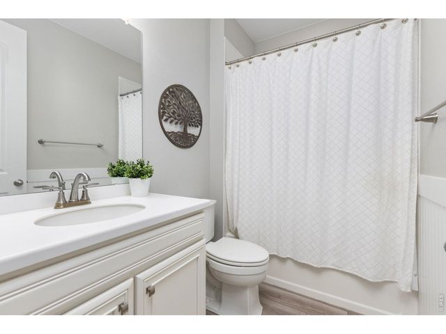 1122 Gabriella Ln, Berthoud, CO 80513