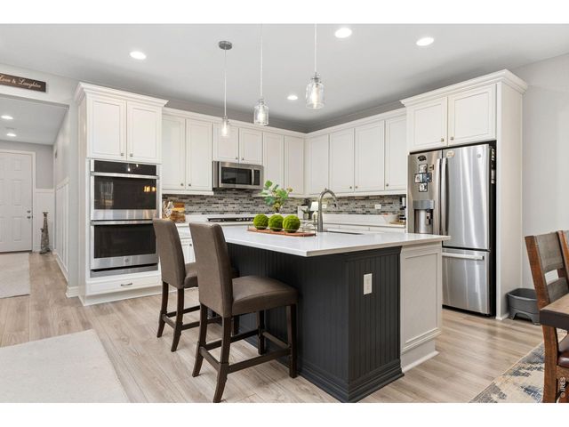 1122 Gabriella Ln, Berthoud, CO 80513