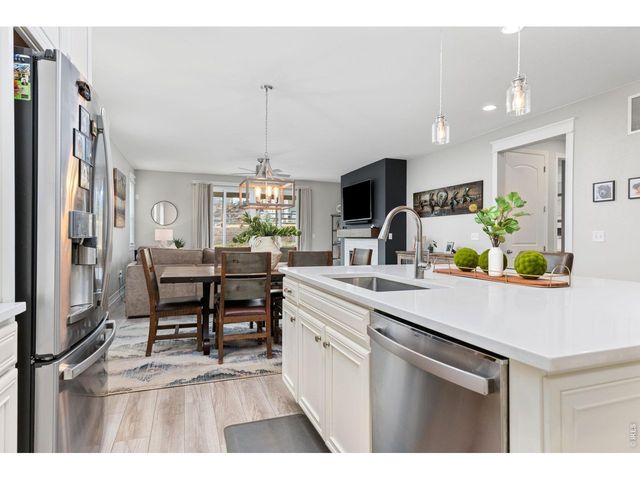 1122 Gabriella Ln, Berthoud, CO 80513