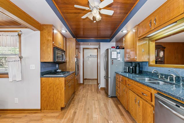 751 N Murray St, Wichita, KS 67212