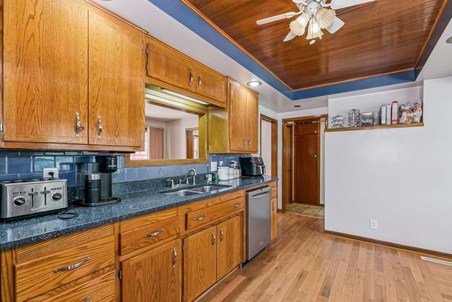 751 N Murray St, Wichita, KS 67212