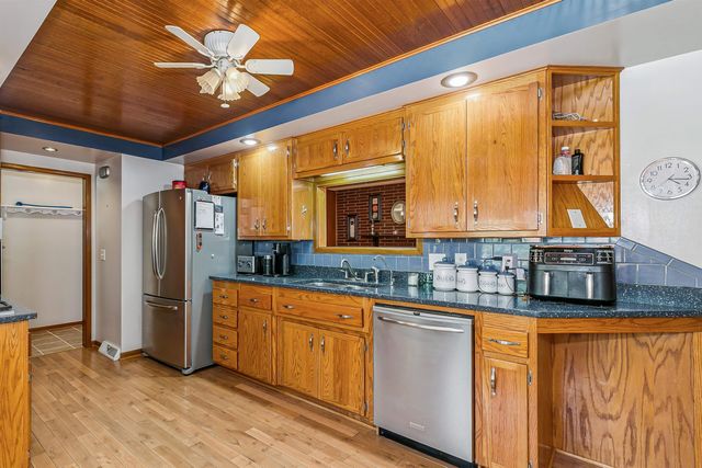 751 N Murray St, Wichita, KS 67212