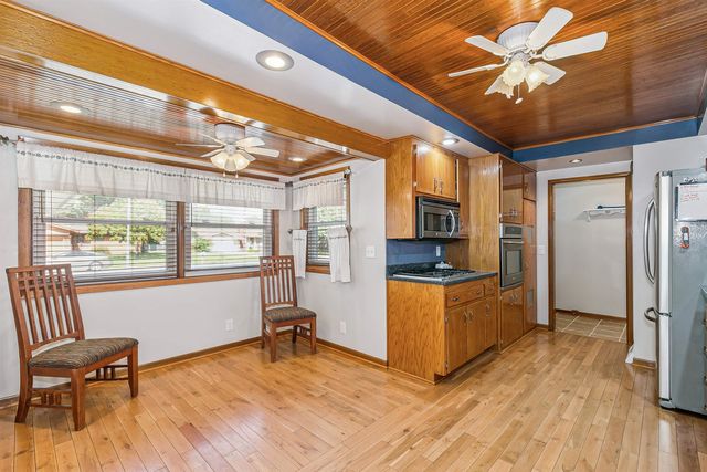 751 N Murray St, Wichita, KS 67212