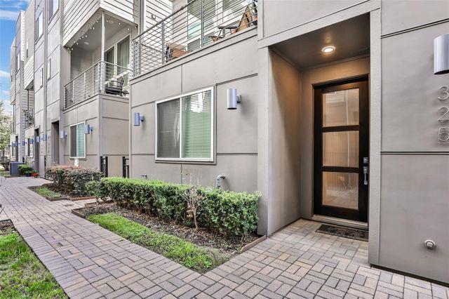 325 Eado Park Circle, Houston, TX 77020