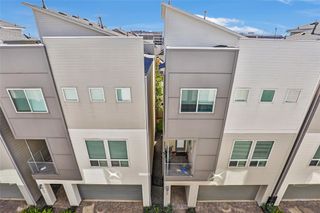 325 Eado Park Circle, Houston, TX 77020