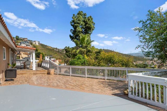 1405 Cuyamaca Ave, Spring Valley, CA 91977