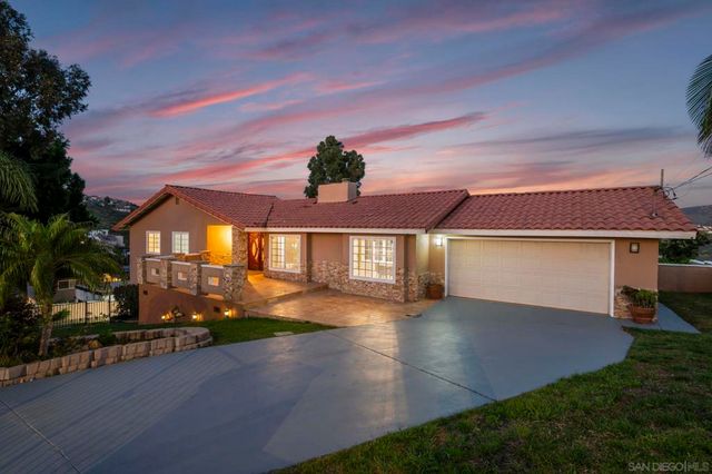 1405 Cuyamaca Ave, Spring Valley, CA 91977