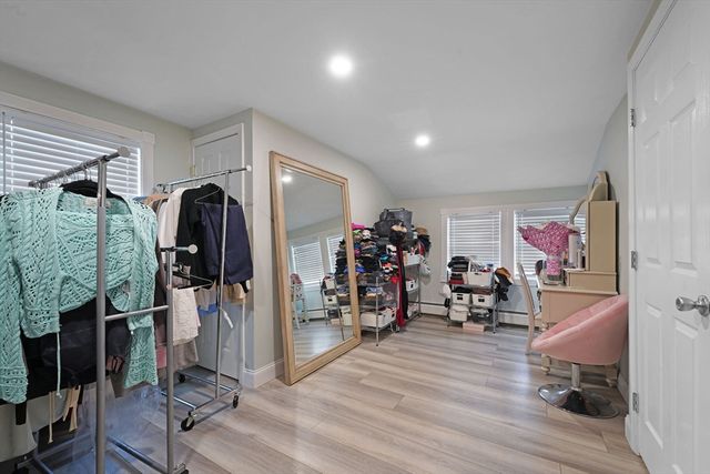 166 Charles St, New Bedford, MA 02744