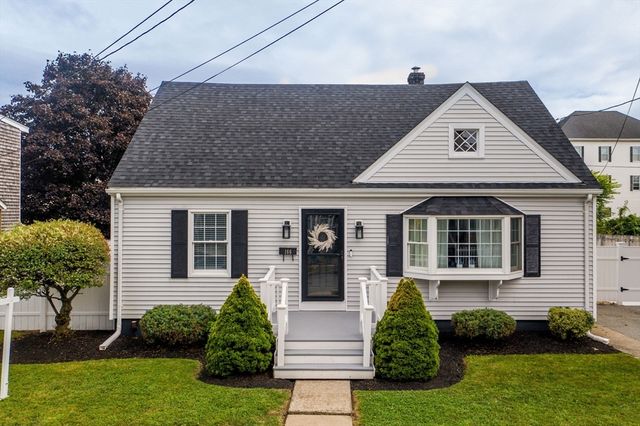 166 Charles St, New Bedford, MA 02744