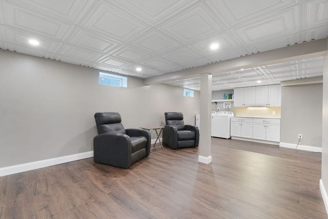 166 Charles St, New Bedford, MA 02744