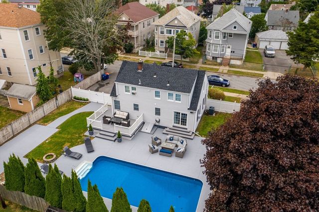 166 Charles St, New Bedford, MA 02744