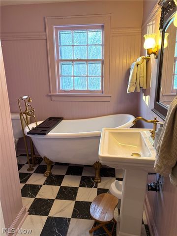 3733 Brightway, Weirton, WV 26062